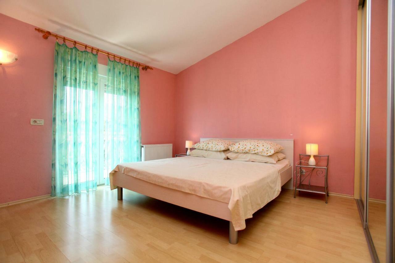 Apartman Dinka Trogir Exterior foto