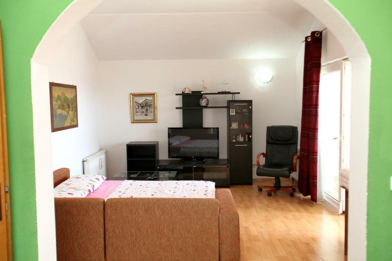 Apartman Dinka Trogir Exterior foto