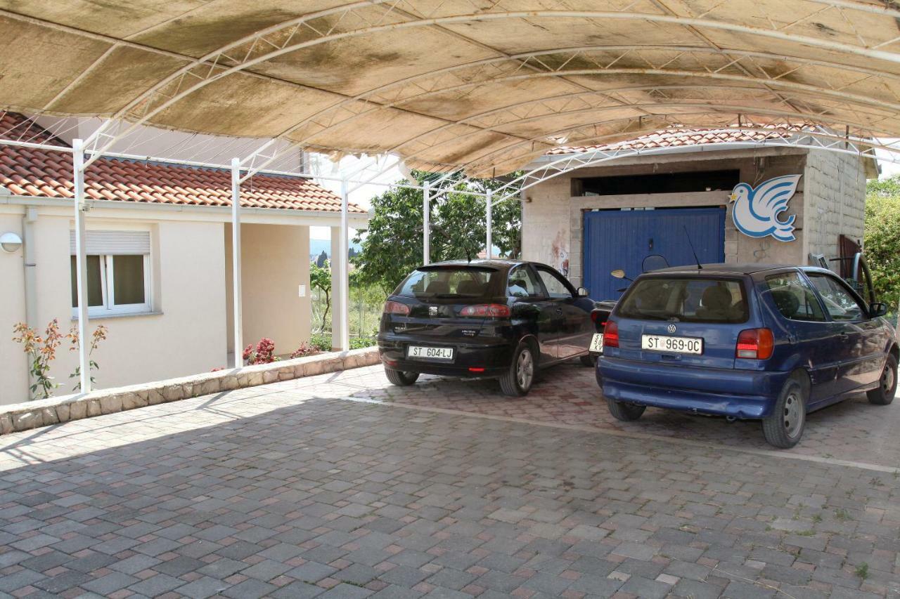 Apartman Dinka Trogir Exterior foto